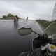 Imagen para el artículo titulado Este alucinante vídeo del juego Ride 4 en la PS5 parece una carrera en la vida real
